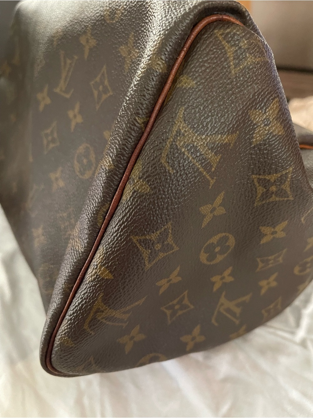 Louis Vuitton Monogram Speedy 30 - Picture 4 of 16